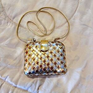 Le Regale Hard Shell Gołd Silver and Bronze woven purse